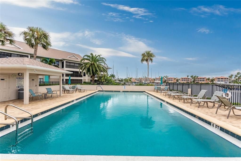 For Sale: $340,000 (2 beds, 2 baths, 1516 Square Feet)