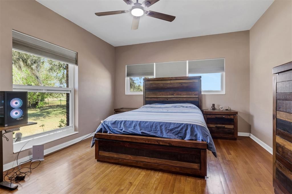 For Sale: $1,199,000 (2 beds, 2 baths, 3059 Square Feet)