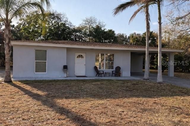Activo con contrato: $229,900 (2 camas, 1 baños, 801 Pies cuadrados)