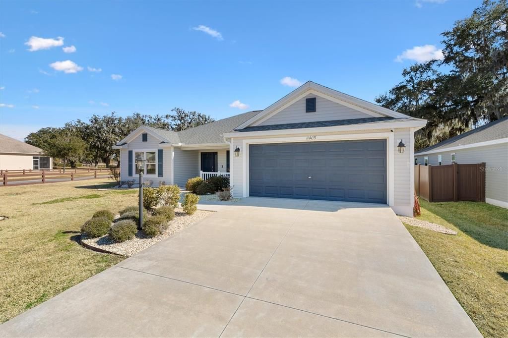 For Sale: $339,000 (3 beds, 2 baths, 1758 Square Feet)