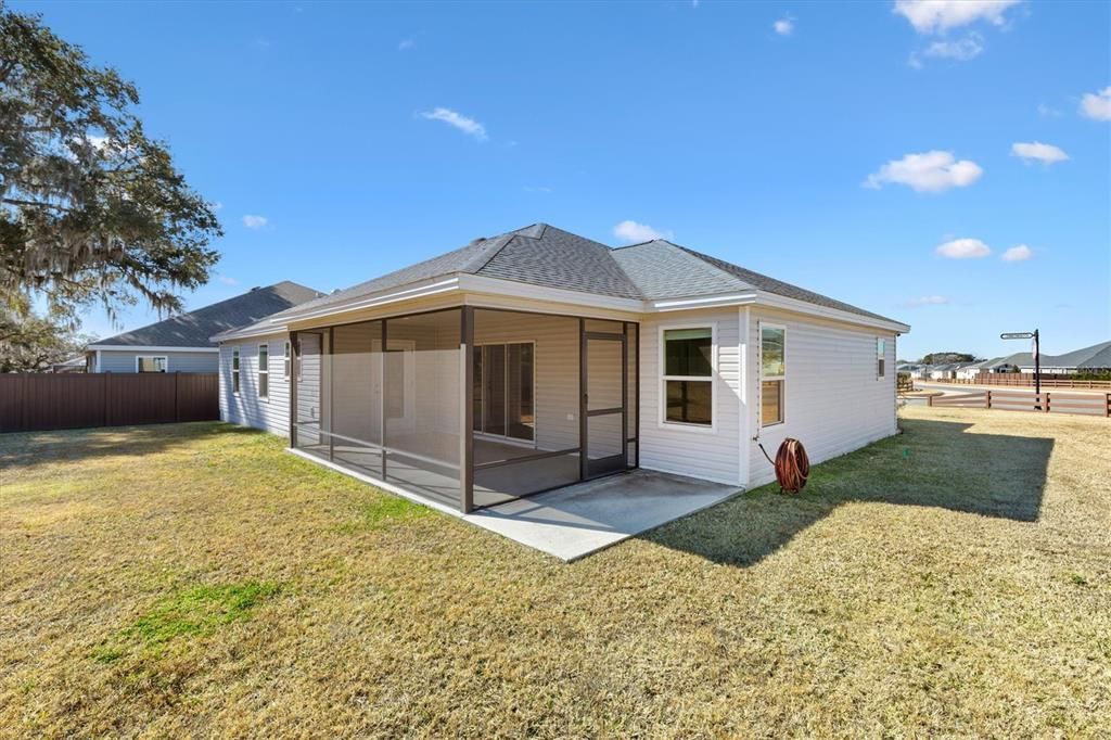 For Sale: $339,000 (3 beds, 2 baths, 1758 Square Feet)