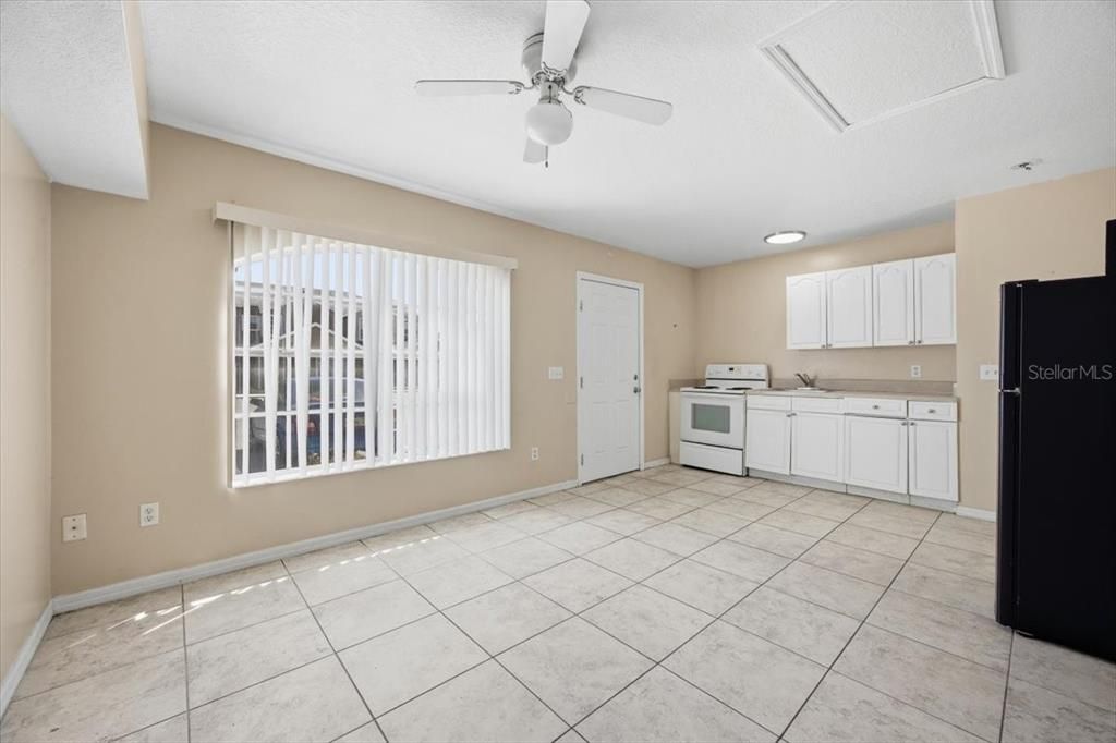 For Rent: $1,250 (1 beds, 1 baths, 500 Square Feet)