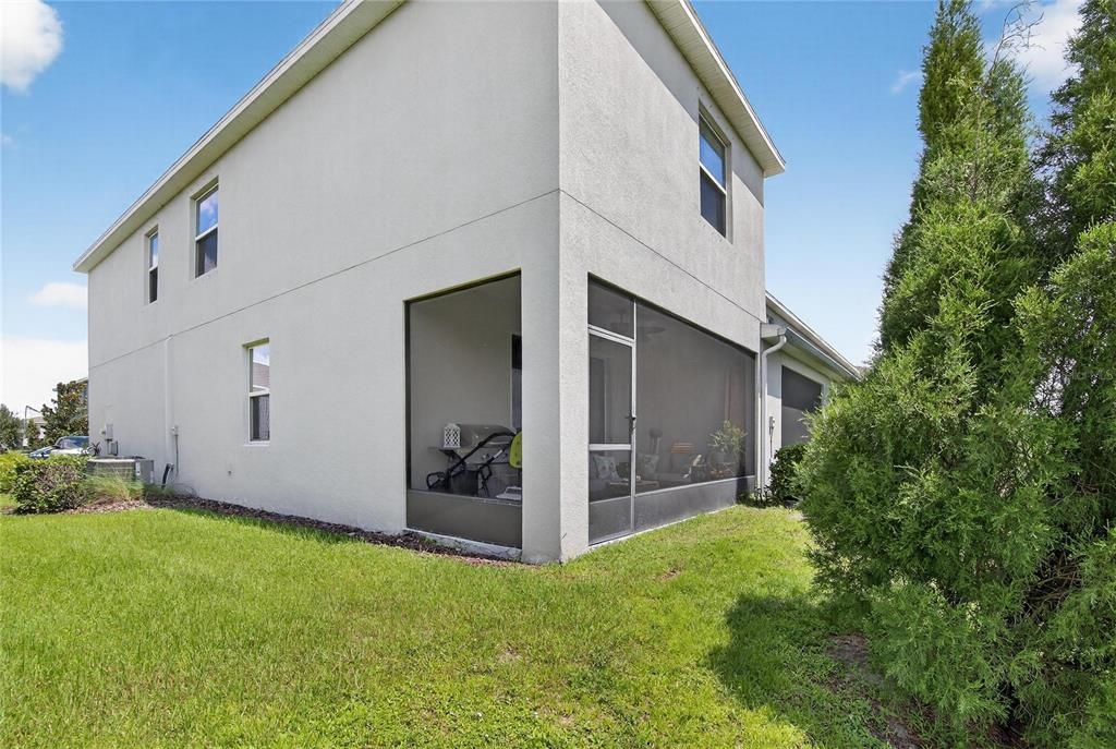 Activo con contrato: $290,000 (3 camas, 2 baños, 1785 Pies cuadrados)