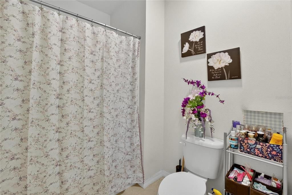 Activo con contrato: $290,000 (3 camas, 2 baños, 1785 Pies cuadrados)