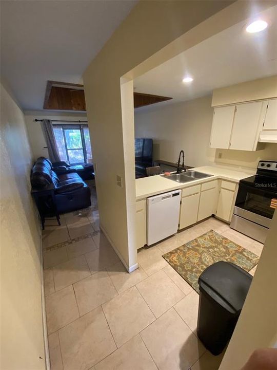 En Venta: $122,900 (2 camas, 1 baños, 662 Pies cuadrados)