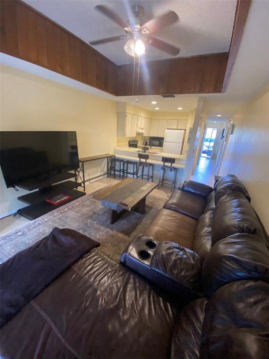 En Venta: $122,900 (2 camas, 1 baños, 662 Pies cuadrados)