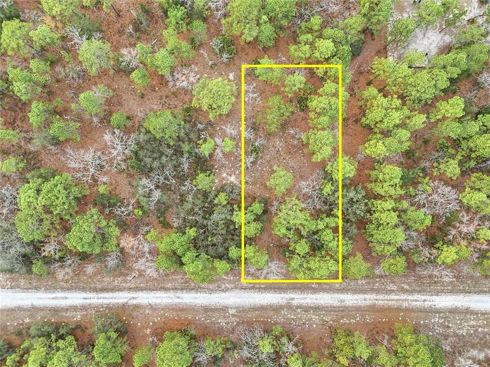 На продажу: $42,000 (0.46 acres)