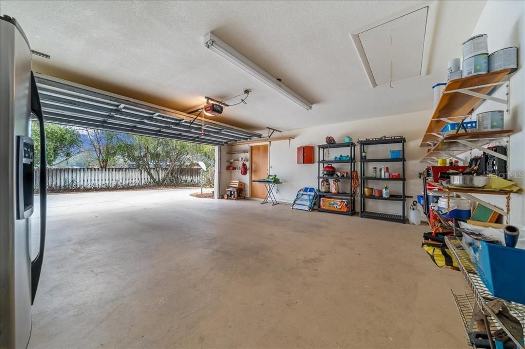 For Sale: $390,000 (3 beds, 2 baths, 1800 Square Feet)