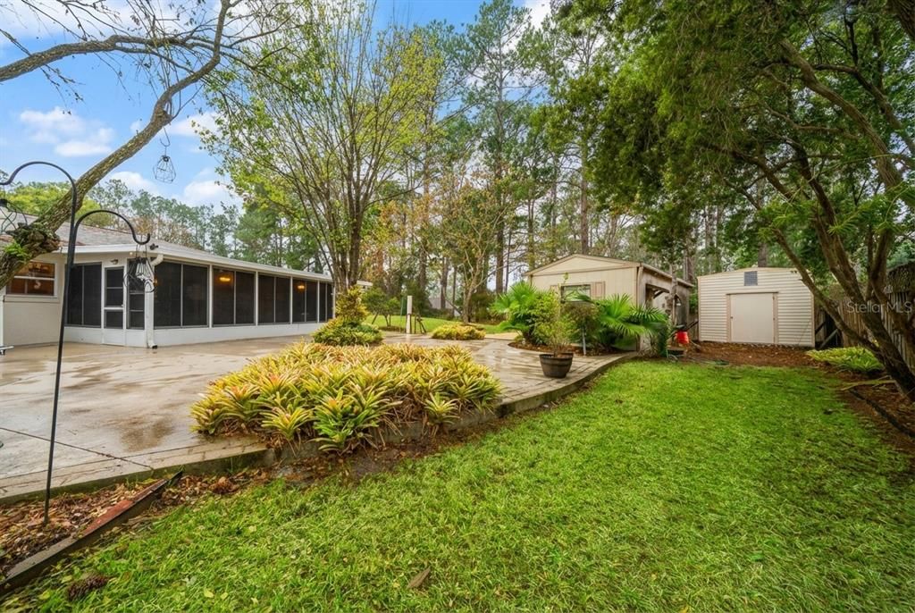 For Sale: $390,000 (3 beds, 2 baths, 1800 Square Feet)