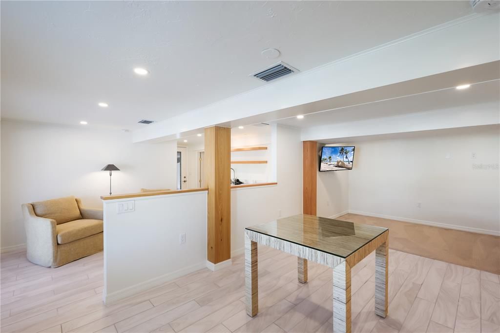 For Sale: $6,450,000 (4 beds, 3 baths, 3027 Square Feet)