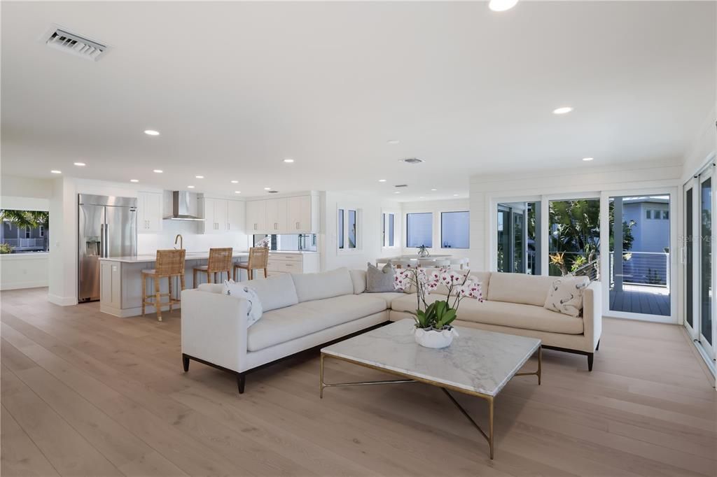 For Sale: $6,450,000 (4 beds, 3 baths, 3027 Square Feet)