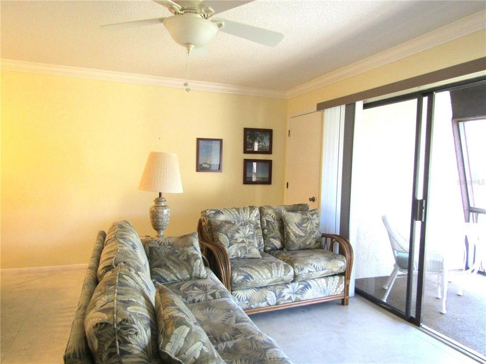 En Venta: $189,000 (2 camas, 2 baños, 967 Pies cuadrados)