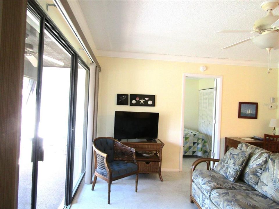En Venta: $189,000 (2 camas, 2 baños, 967 Pies cuadrados)