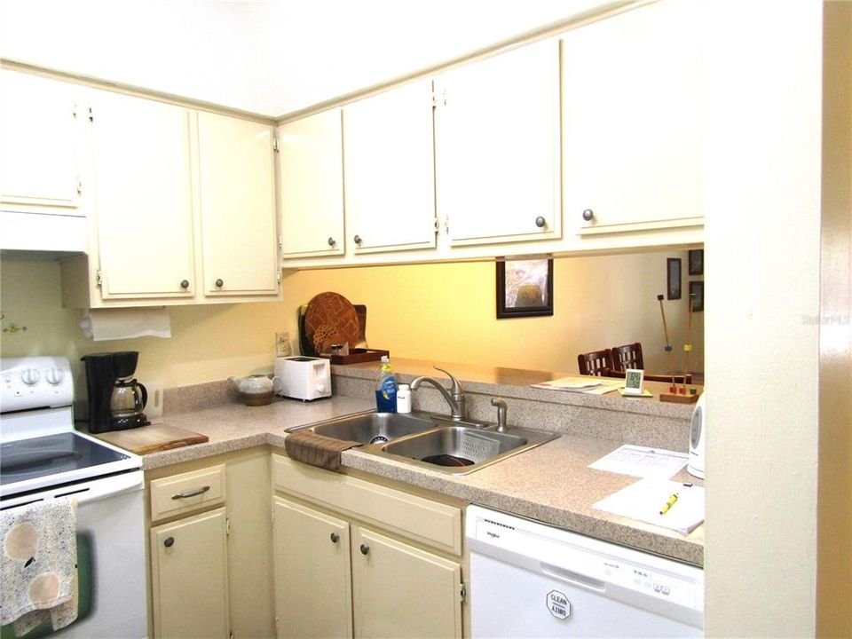 En Venta: $189,000 (2 camas, 2 baños, 967 Pies cuadrados)
