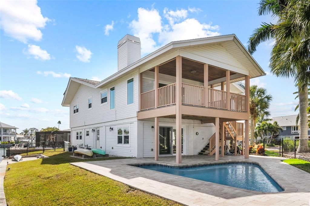 Activo con contrato: $1,450,000 (3 camas, 3 baños, 2663 Pies cuadrados)