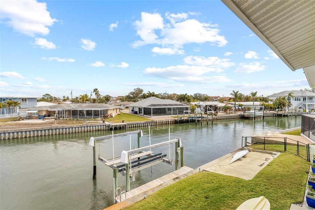 Activo con contrato: $1,450,000 (3 camas, 3 baños, 2663 Pies cuadrados)
