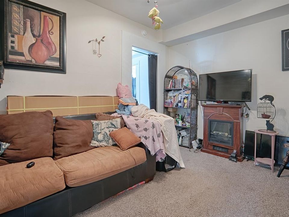 For Sale: $490,000 (5 beds, 0 baths, 2841 Square Feet)