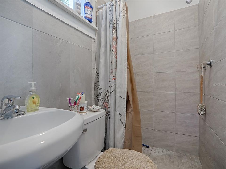 For Sale: $490,000 (5 beds, 0 baths, 2841 Square Feet)