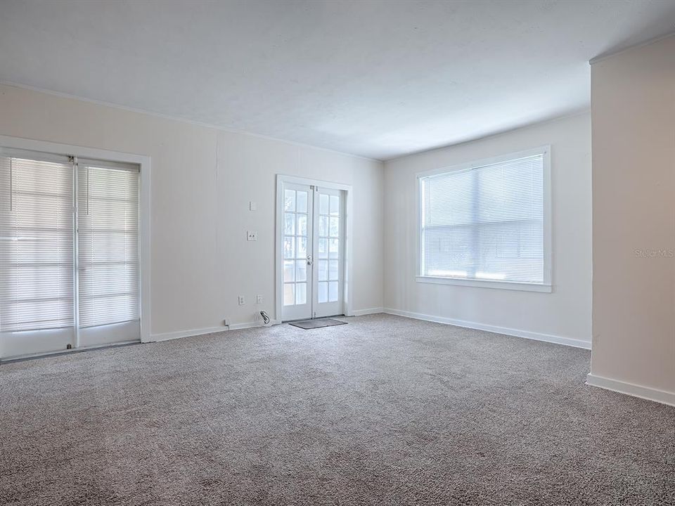 For Sale: $490,000 (5 beds, 0 baths, 2841 Square Feet)