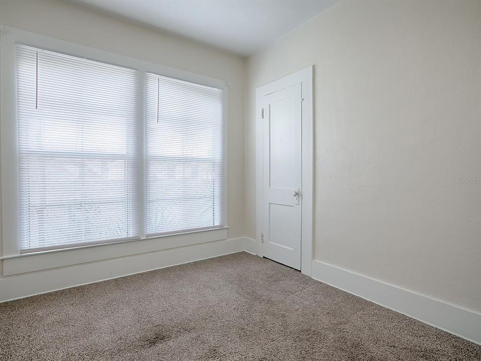 For Sale: $490,000 (5 beds, 0 baths, 2841 Square Feet)