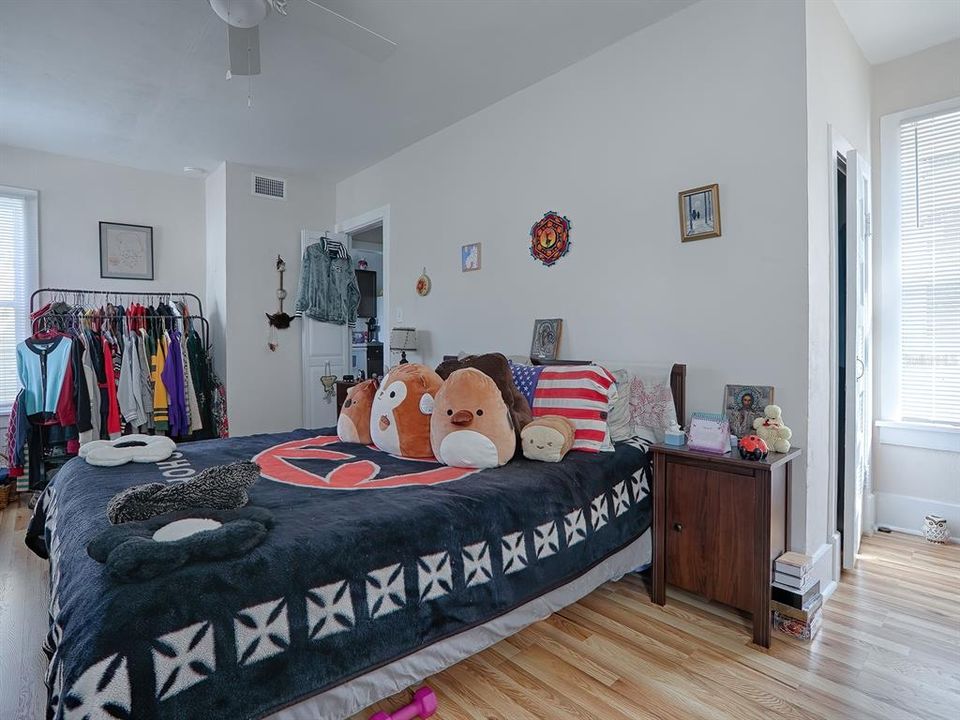 For Sale: $490,000 (5 beds, 0 baths, 2841 Square Feet)