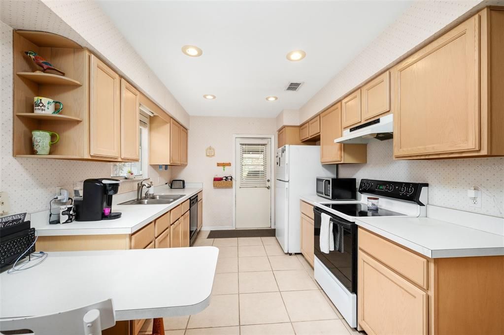 Activo con contrato: $234,900 (2 camas, 2 baños, 1271 Pies cuadrados)