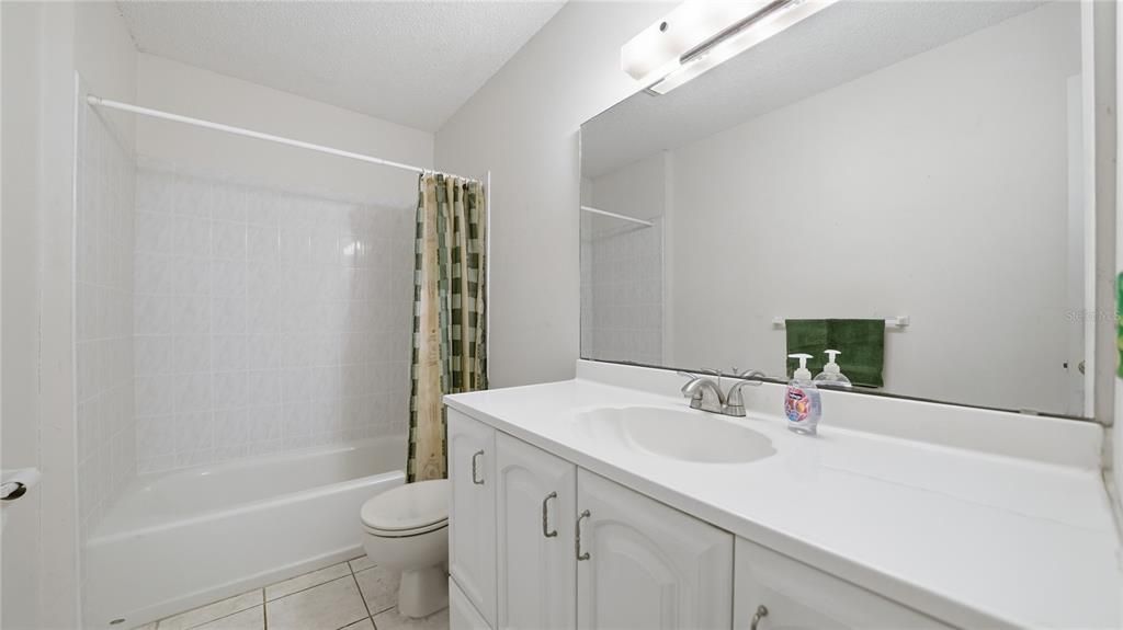 На продажу: $459,000 (3 спален, 2 ванн, 1662 Квадратных фут)