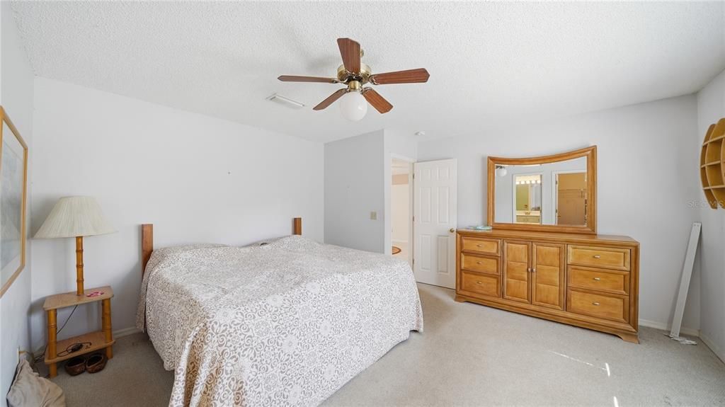 На продажу: $459,000 (3 спален, 2 ванн, 1662 Квадратных фут)