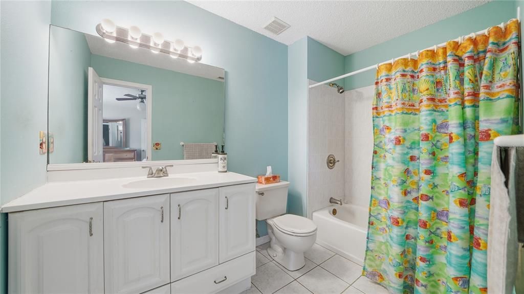 На продажу: $459,000 (3 спален, 2 ванн, 1662 Квадратных фут)