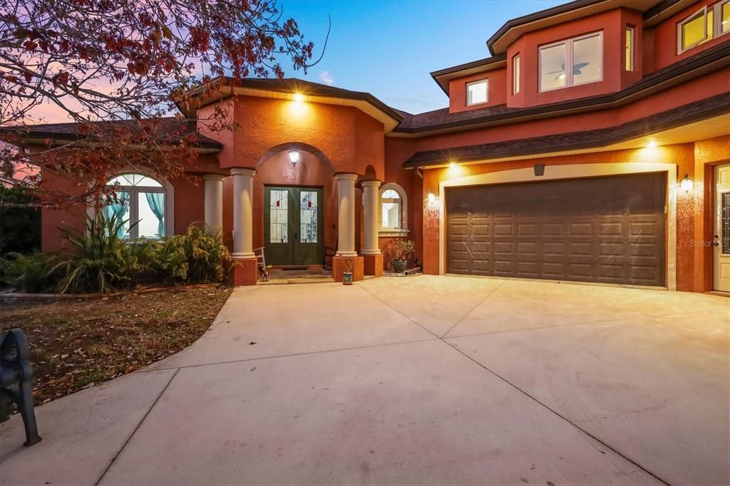En Venta: $1,295,000 (4 camas, 3 baños, 3582 Pies cuadrados)