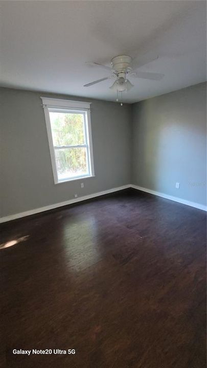 Active With Contract: $2,500 (3 beds, 2 baths, 1708 Square Feet)