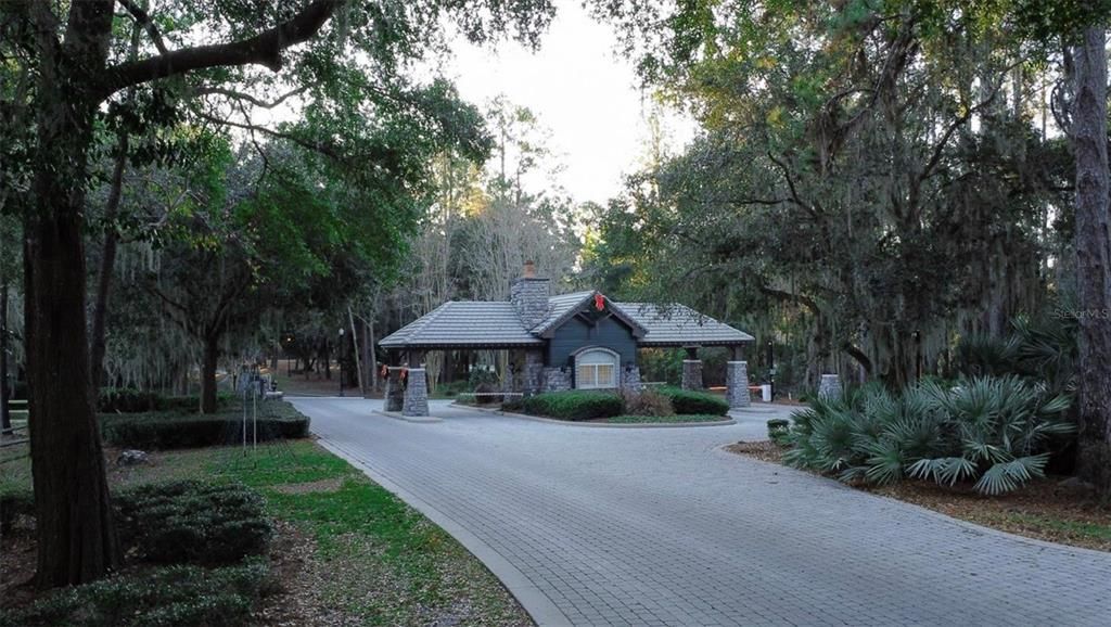 На продажу: $135,000 (0.66 acres)
