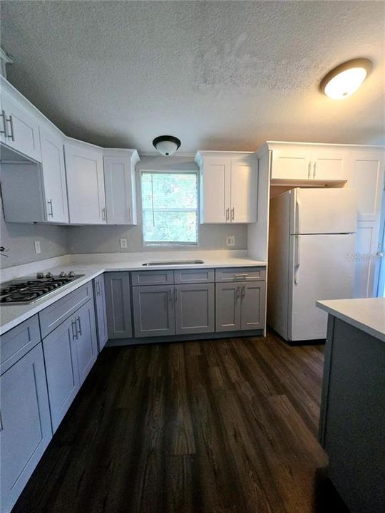 For Sale: $130,000 (2 beds, 2 baths, 1080 Square Feet)