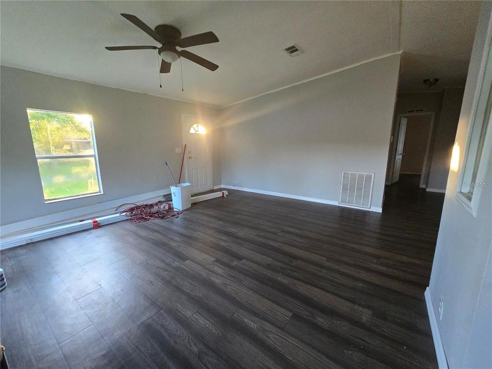 For Sale: $130,000 (2 beds, 2 baths, 1080 Square Feet)