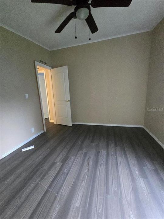For Sale: $130,000 (2 beds, 2 baths, 1080 Square Feet)