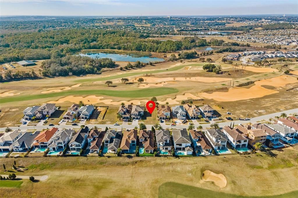 En Venta: $399,000 (0.16 acres)