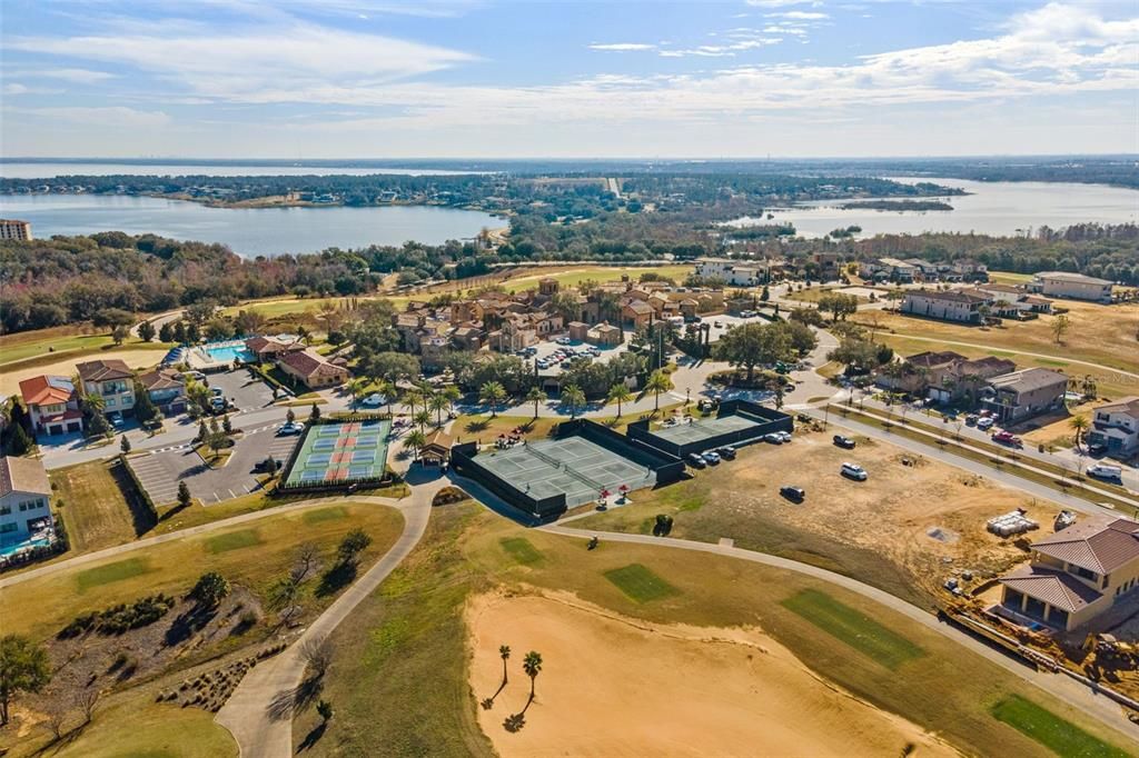 En Venta: $399,000 (0.16 acres)