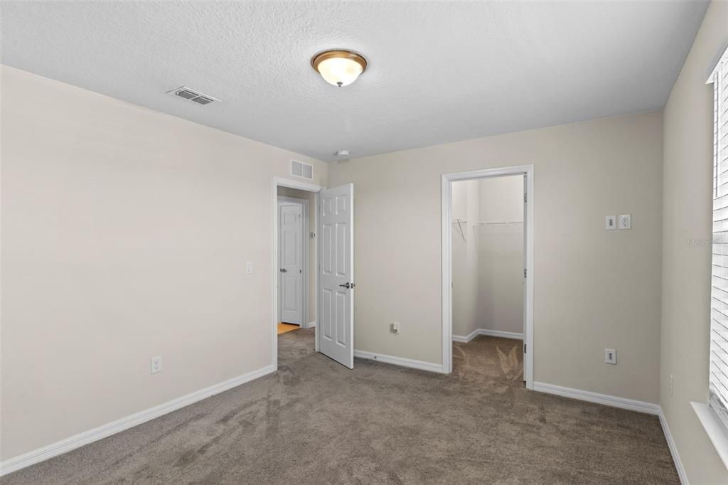 Active With Contract: $415,000 (4 beds, 2 baths, 2847 Square Feet)