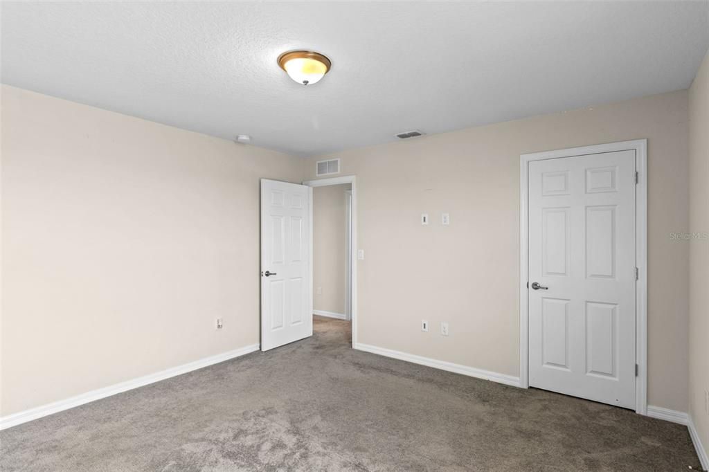 Active With Contract: $415,000 (4 beds, 2 baths, 2847 Square Feet)