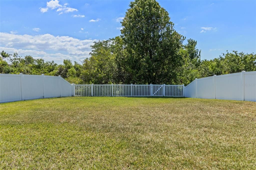 Active With Contract: $415,000 (4 beds, 2 baths, 2847 Square Feet)