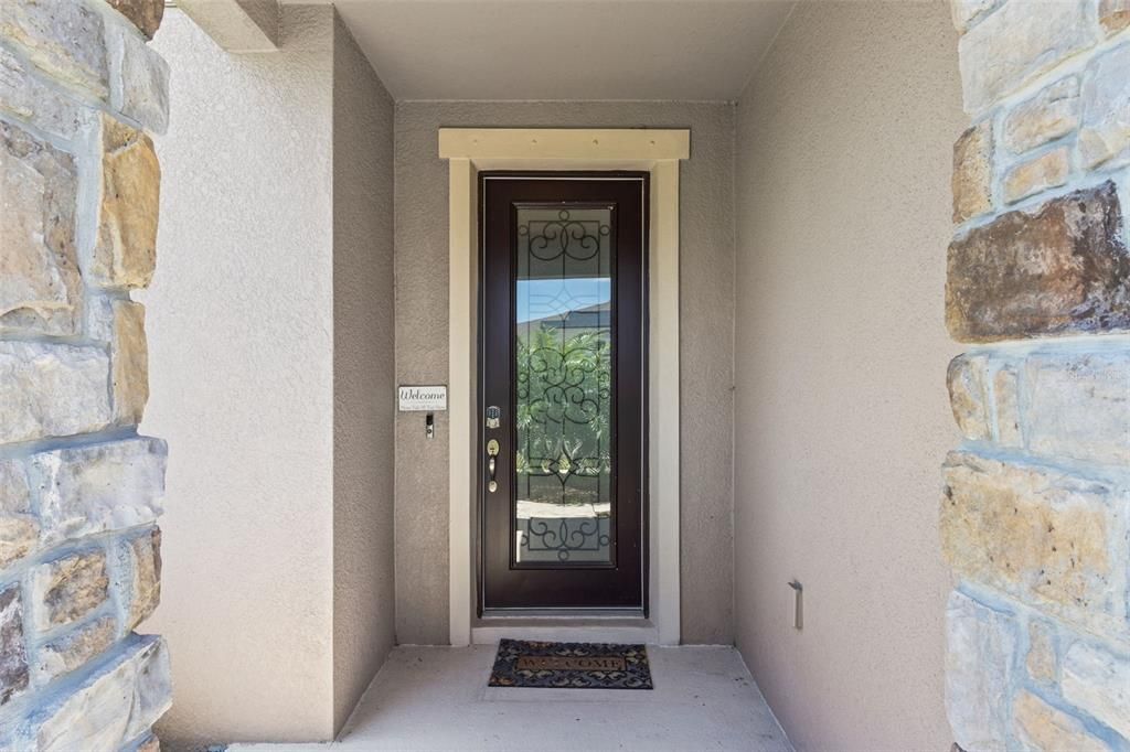Active With Contract: $415,000 (4 beds, 2 baths, 2847 Square Feet)