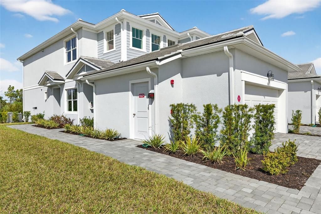 Active With Contract: $339,990 (2 beds, 2 baths, 1406 Square Feet)