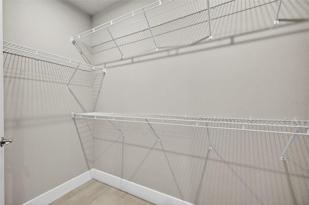 Active With Contract: $339,990 (2 beds, 2 baths, 1406 Square Feet)