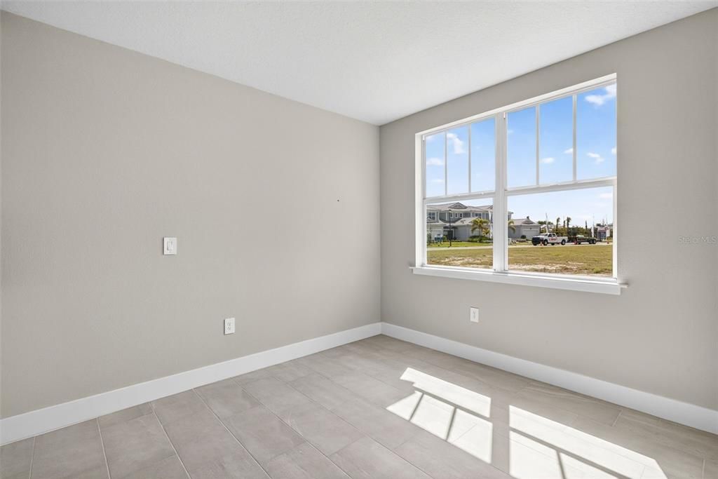 Active With Contract: $339,990 (2 beds, 2 baths, 1406 Square Feet)