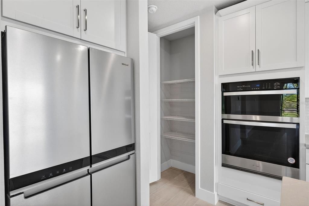Active With Contract: $339,990 (2 beds, 2 baths, 1406 Square Feet)