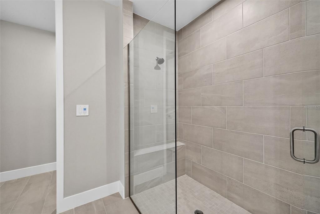 Active With Contract: $339,990 (2 beds, 2 baths, 1406 Square Feet)