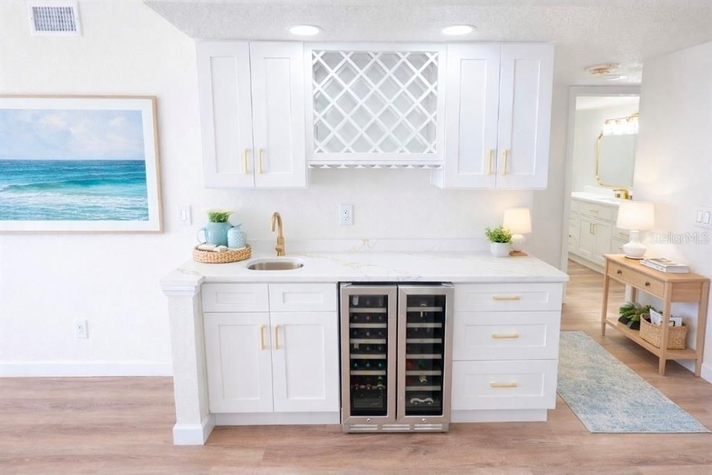 На продажу: $560,000 (2 спален, 2 ванн, 1464 Квадратных фут)