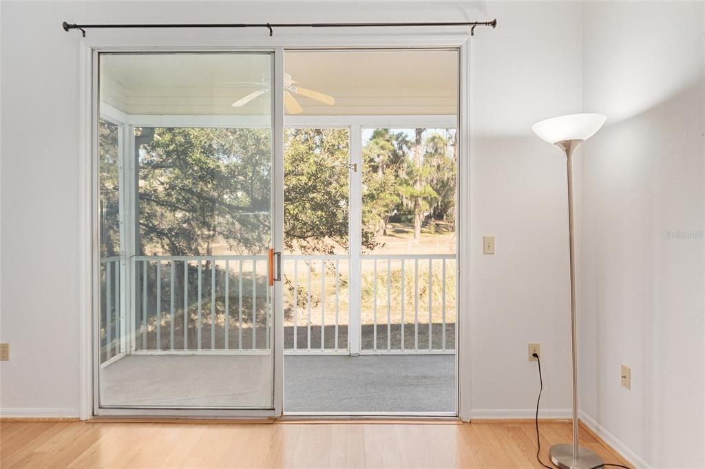 Activo con contrato: $195,000 (2 camas, 2 baños, 1273 Pies cuadrados)
