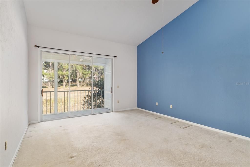 Activo con contrato: $195,000 (2 camas, 2 baños, 1273 Pies cuadrados)