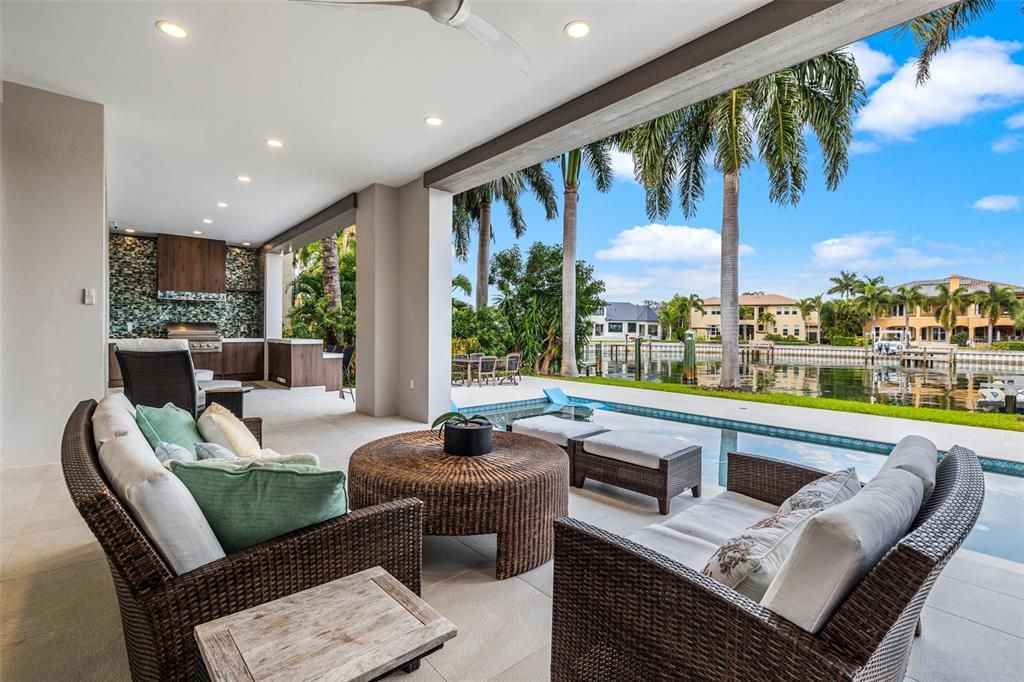 For Sale: $6,600,000 (5 beds, 5 baths, 7029 Square Feet)